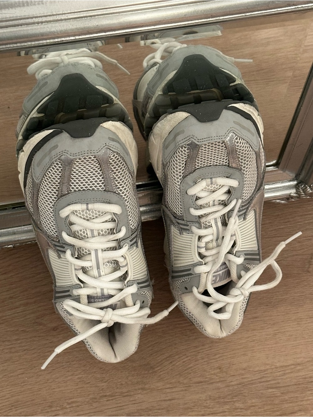 Nike Men's Athletic Shoes Gray Silver White US 19.5 - Picture 7 of 10